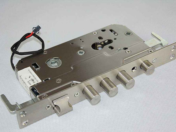 琼山24小时上门开锁公司